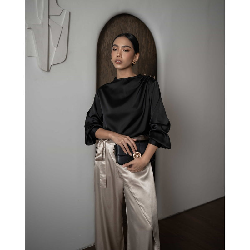 Mayoutfit Adorra Blouse | Blus Wanita Textured Silk Aksen Lipit Kancing Bahu